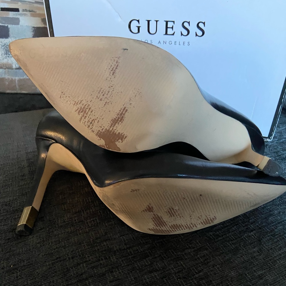GUESS leather pumps - Picture 3 of 3